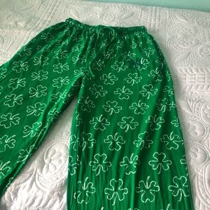 Cute pajama pants for a Yankee fan